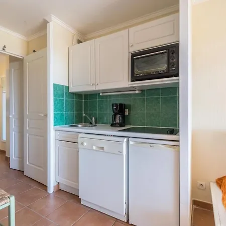 Apartment Le Village De Cap Esterel - Maeva - 4 Personnes - Confort Mae-2362